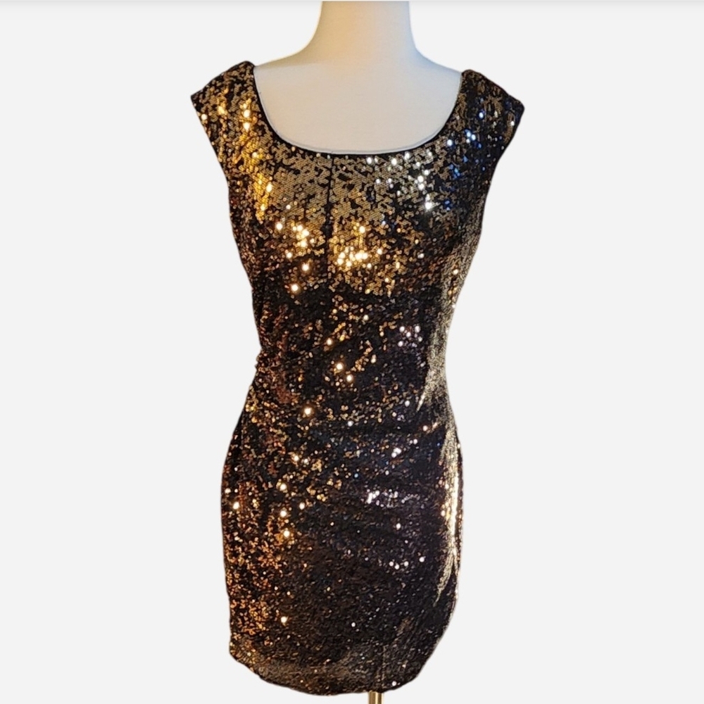 Stunning Vintage Black and Gold Sequined Prom Dress